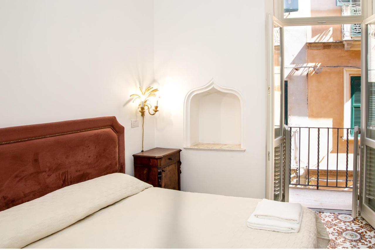 Honore De Balzac Alghero Esterno foto
