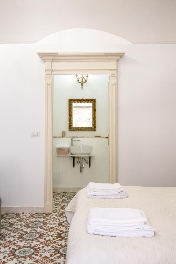 Honore De Balzac Alghero Esterno foto