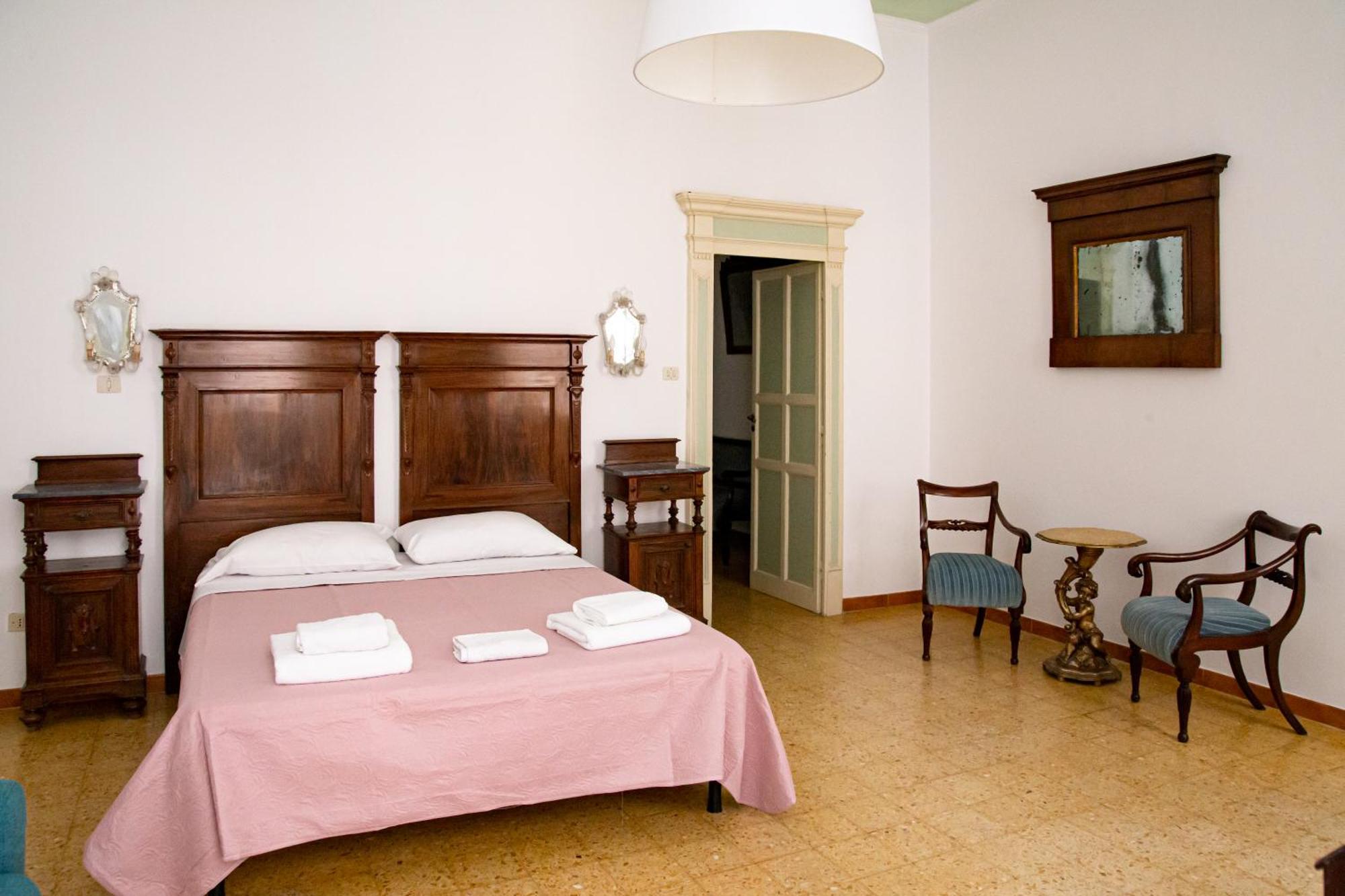 Honore De Balzac Alghero Esterno foto