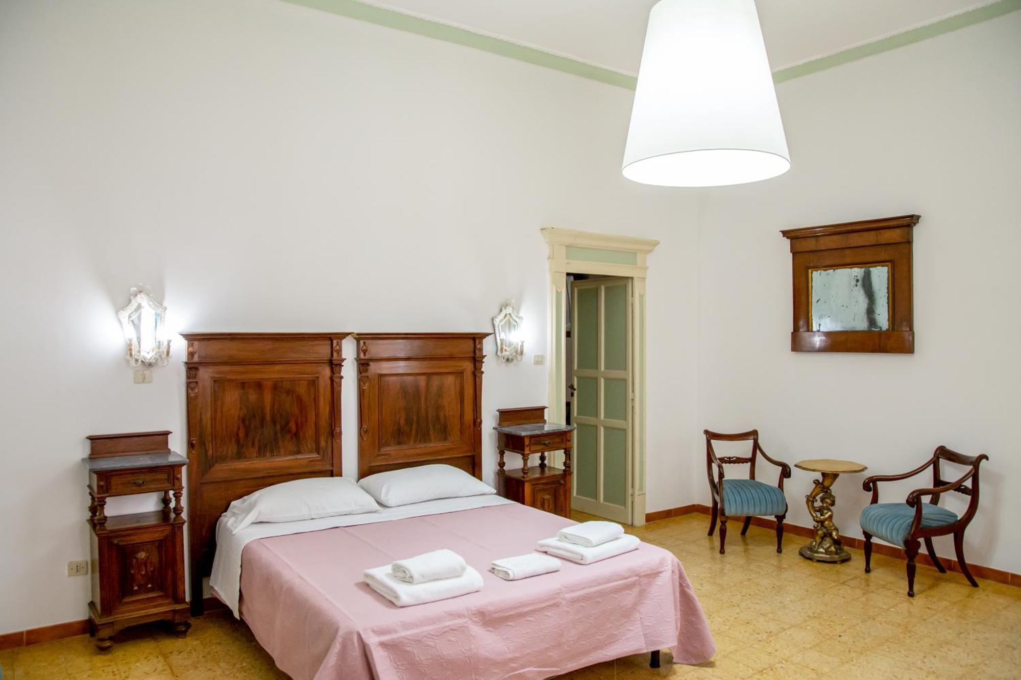 Honore De Balzac Alghero Esterno foto